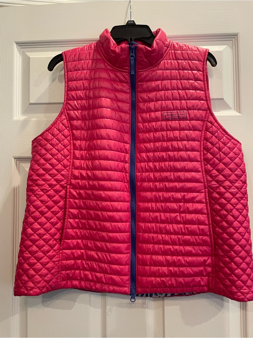 Vines Puffer Vest in
Rhododendron Pink
Size XL